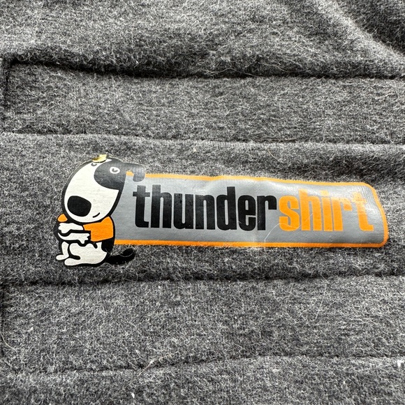 Thundershirt for Dogs - Picture 2 of 6